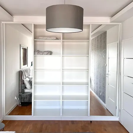 Capital Towers - Apartament Red W Centrum Miasta Z Widokiem Na Rzeke I Park Rzeszów